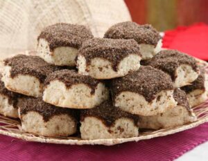 TORTITASNEGRAS
